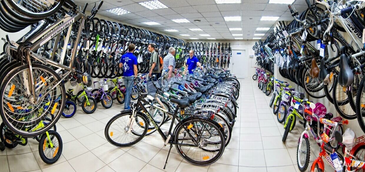 Купить велосипед рядом со мной. Большой магазин велосипедов. Самый большой магазин велосипедов. Рынок велосипедов. Самый большой магазин велосипедов в Москве.