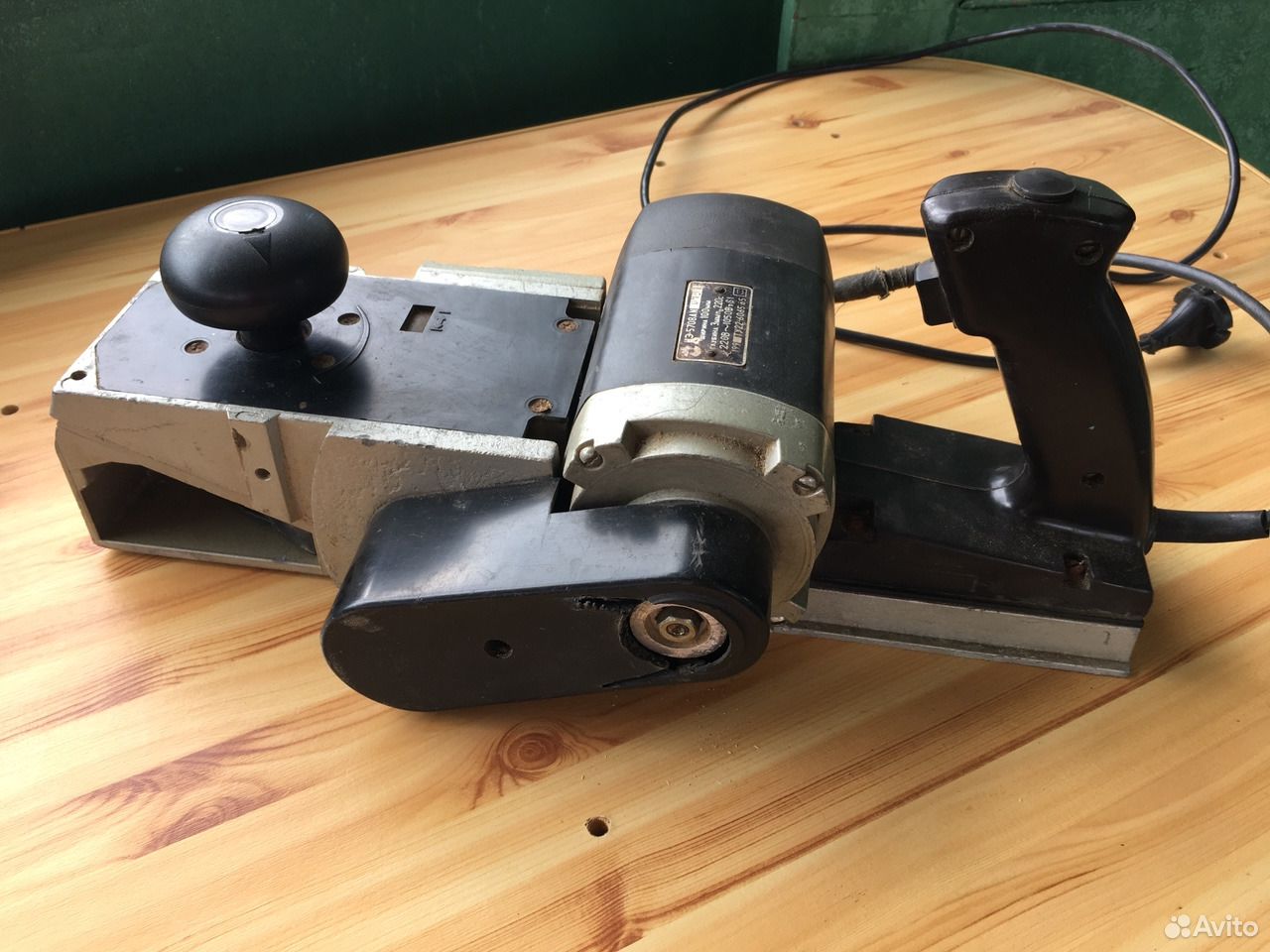 Электрорубанок ребир 5708 в. Рубанок иэ 5709а latgale. Фуганок ребир ie 5708c. Электрорубанки иэ. Рубанок иэ 5709а latgale.