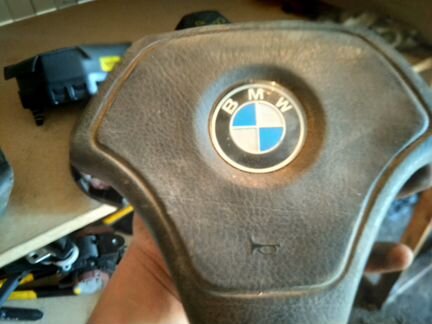 Подушка безопасности в руль BMW E34