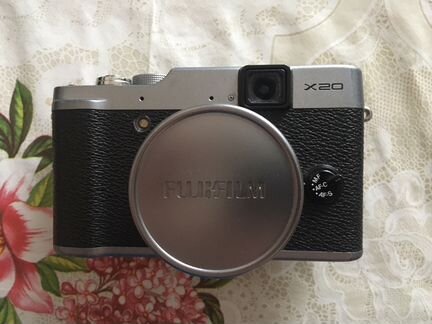 Fujifilm X20