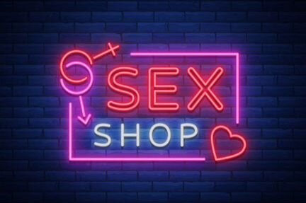 Продавец в секс шоп