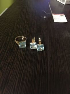 Кольцо и Серги с голубым топазом золото 585