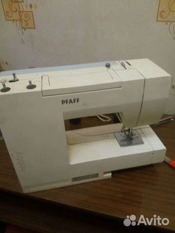 Швейная машина Pfaff 1030