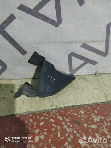 Дефлектор радиатор правый LADA Largus