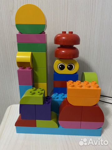 Пирамидка конструктор Лего