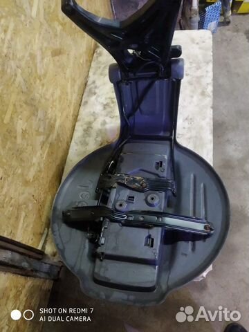 Кронштейн запасного колеса jeep liberty