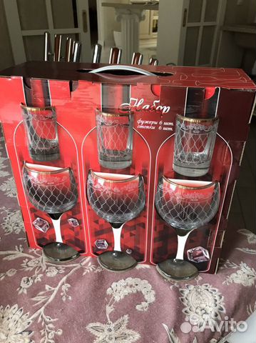 Бокалы, фужеры, стаканы, стопки