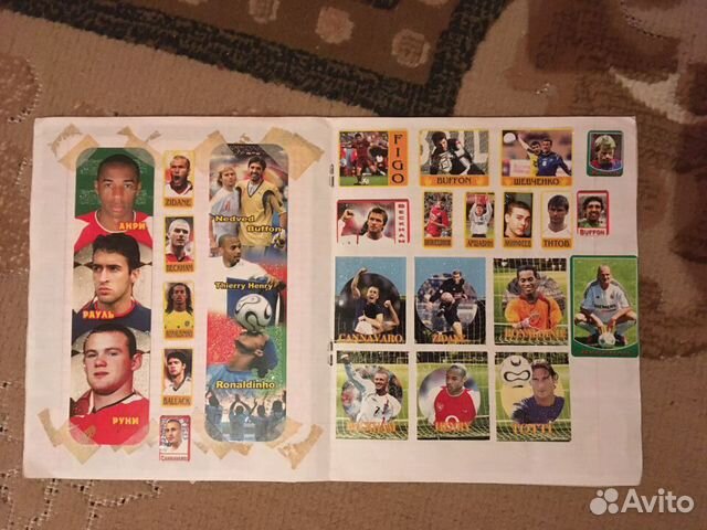 Коллекция футбольных наклеек + журнал Panini