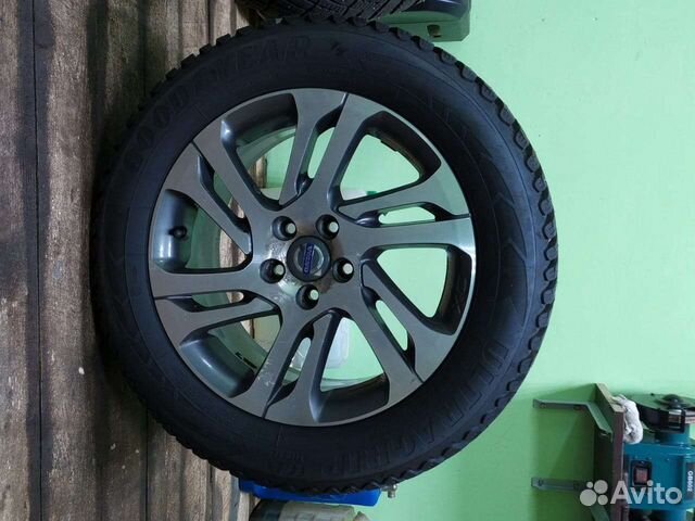 R17 Goodyear Ultra Grip Ice Arctic 2 235/55, PCD 5x108 DIA 65