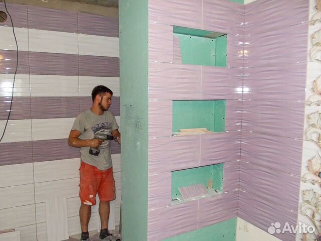 Ремонт ванной, укладка плитки. Плиточник