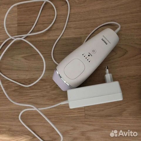 Фотоэпилятор Philips Lumea Essential BRI863/00