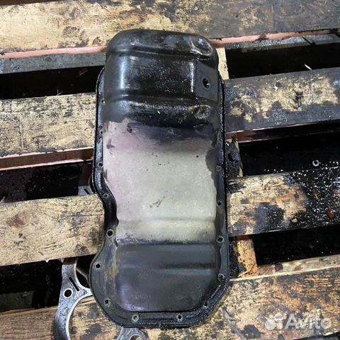 Поддон масляный двигателя Toyota Carina 6 (T190) 1