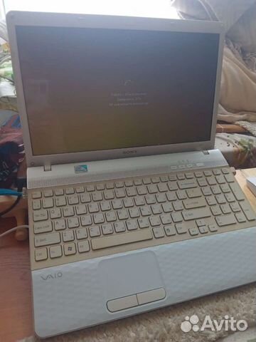 Ноутбук Sony vaio VPC-EH1S1R/W