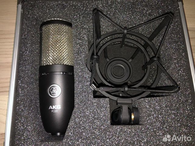 Студийный микрофон Akg p220