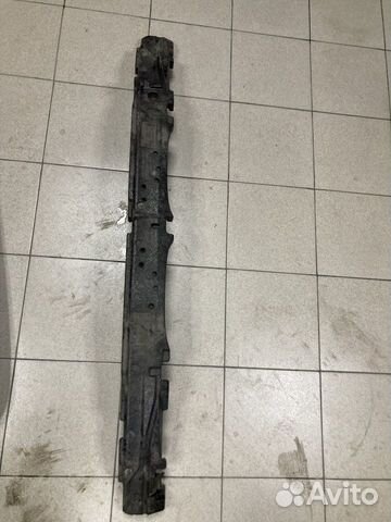 Наполнитель бампера передний BMW 7-series F01/F02