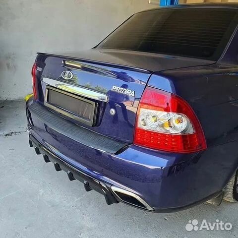 Накладка на задний бампер приора2