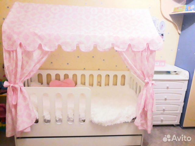 Детская кровать домик