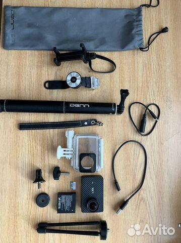 Экшн камера xiaomi Yi 4k +