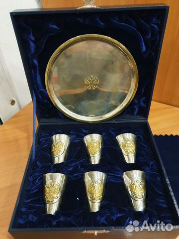 Набор стопок с подносом 