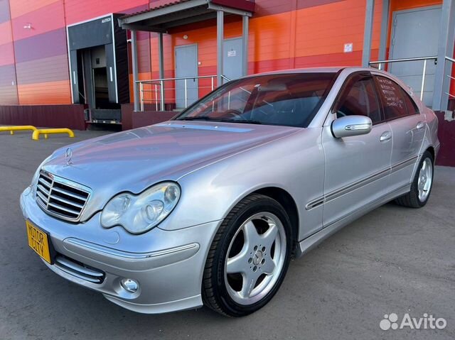 В разбор из Японии Mercedes-Benz W203 M271.948 1.8