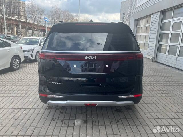 Kia Carnival 2.2 AT, 2022