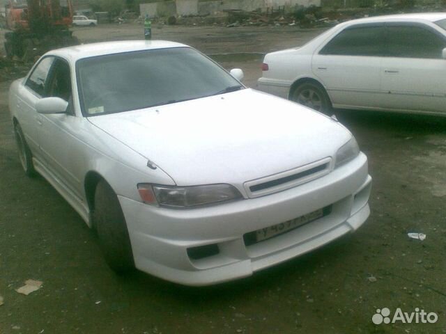 Toyota Mark 2 JZX 90 Решетка радиатора Toyota Mark 2 JZX 90 Решетка радиатора
