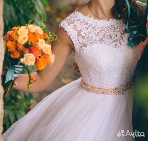 Свадебное платье