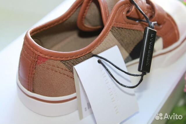 Кеды новые burberry Оригинал унисекс NEW Кеды новые burberry Оригинал унисекс NEW