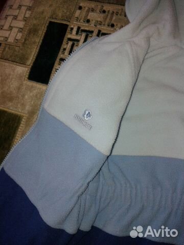 Двухсторонняя куртка для девочек р-р 3-4 года Двухсторонняя куртка для девочек р-р 3-4 года