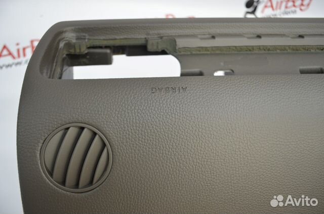 Торпедо панель приборов Volkswagen Touareg (корич)