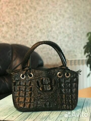 Женская сумка из кожи настоящего крокодила