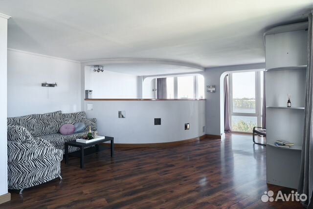 

Квартира-студия, 62 м², 2 кровати