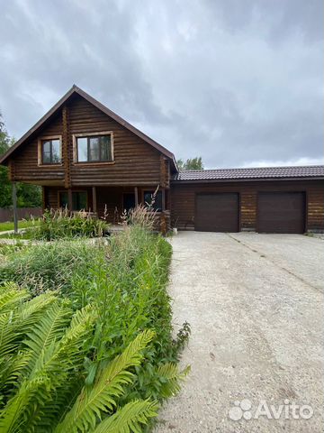 

Коттедж 250 м²