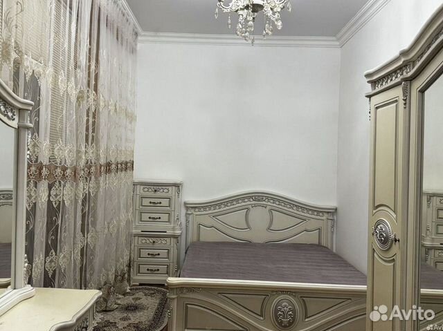 

Квартира-студия, 80 м², 3 кровати