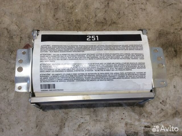 Подушка безопасности в торпедо Mercedes W164 W251 Подушка безопасности в торпедо Mercedes W164 W251