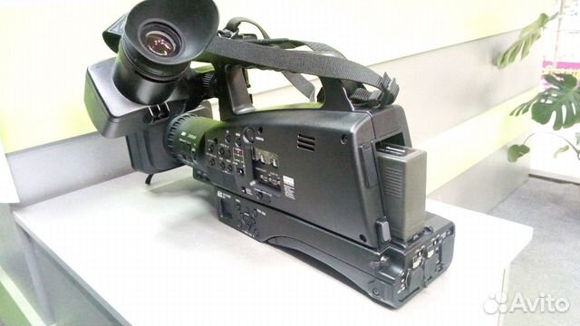 Видеокамера Panasonic AG-HMC84