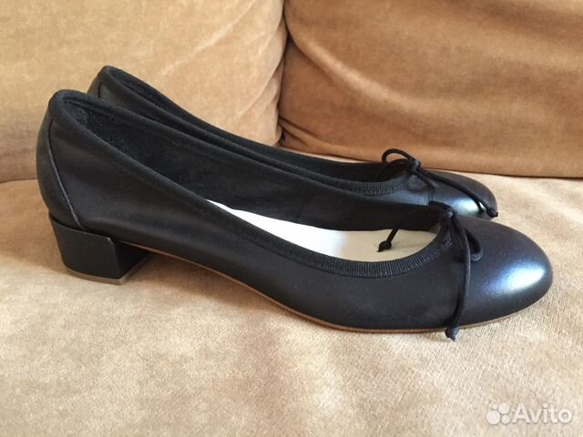 Новые кожаные туфли р. 39,5
