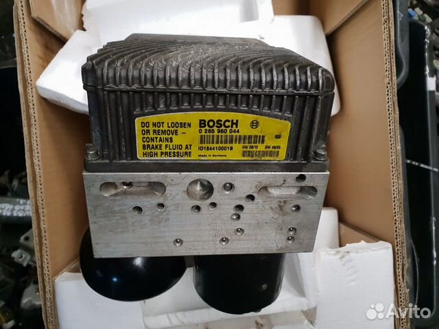 Блок ABS mercedes w211 в сборе A0084319812 q2 211