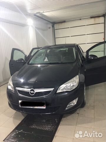 Opel Astra 1.4 МТ, 2011, 140 000 км