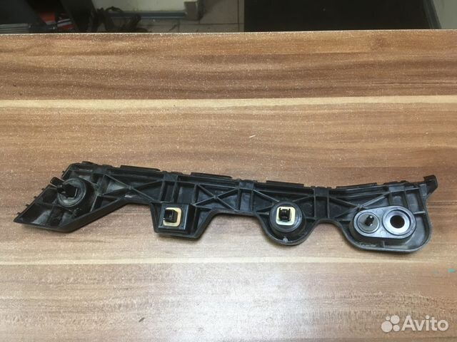 Кронштейн заднего бампера левый Mazda CX5 Кронштейн заднего бампера левый Mazda CX5