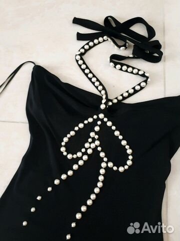 Платье love moschino с жемчугом р. XS Платье love moschino с жемчугом р. XS