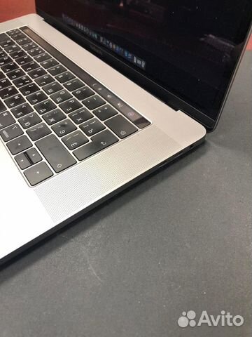 Apple MacBook Pro 15, Touch Bar, 2018