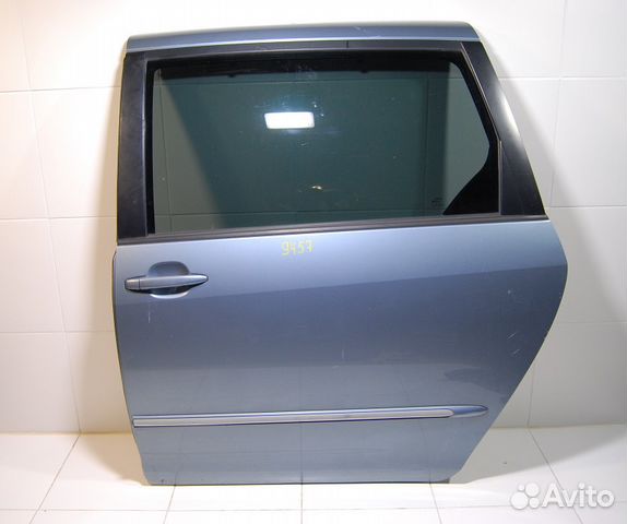 Дверь задняя левая Toyota Sienna 2003-2010