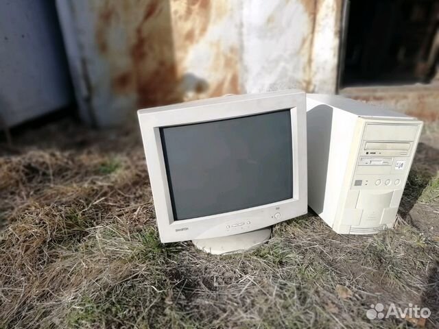 Монитор SAMSUNG samtron 75E