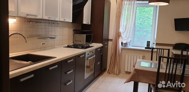 4-к квартира, 185 м², 2/4 эт. 4-к квартира, 185 м², 2/4 эт.