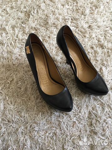 Туфли на шпильке Туфли на шпильке