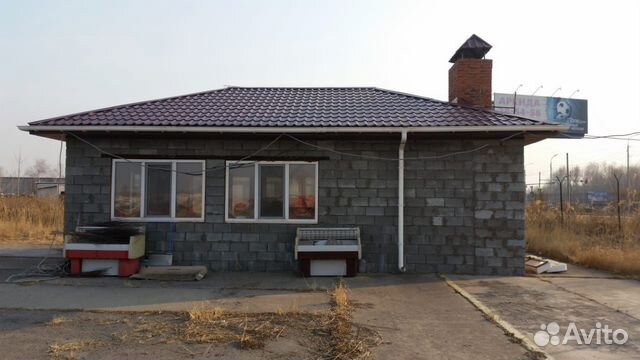 Торговое помещение (можно под кафе) 60 м² Торговое помещение (можно под кафе) 60 м²
