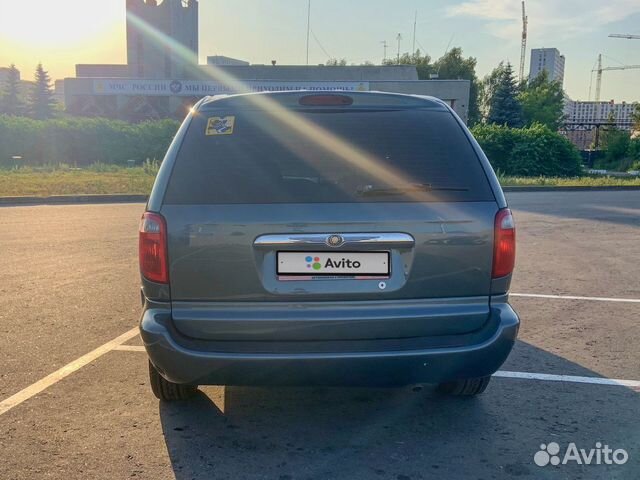 Chrysler Voyager 3.3 AT, 2005, 146 990 км