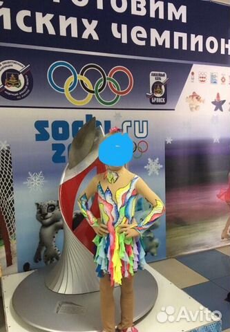 Платье для выступления по фигурному катанию и худо Платье для выступления по фигурному катанию и худо