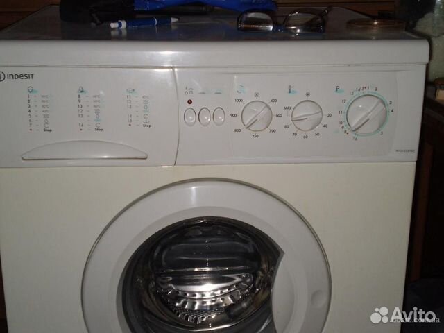 Индезит модели. Стиральная машина wg1035txc. Indesit WG 1035 TX. Индезит стиральная машина wg1035txc. Стиральная машина Indesit модель 2000 года.